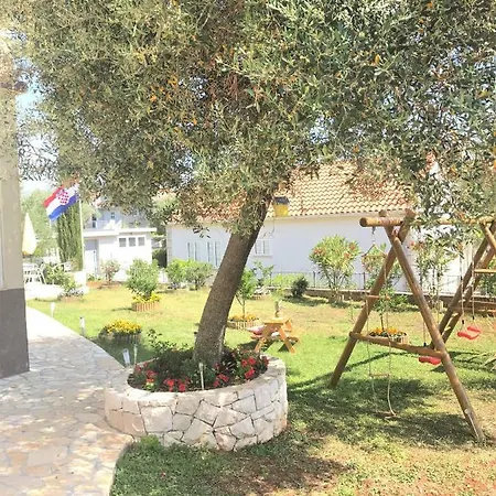 Fortuna Apartment Lumbarda