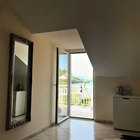 Fortuna Apartament Lumbarda